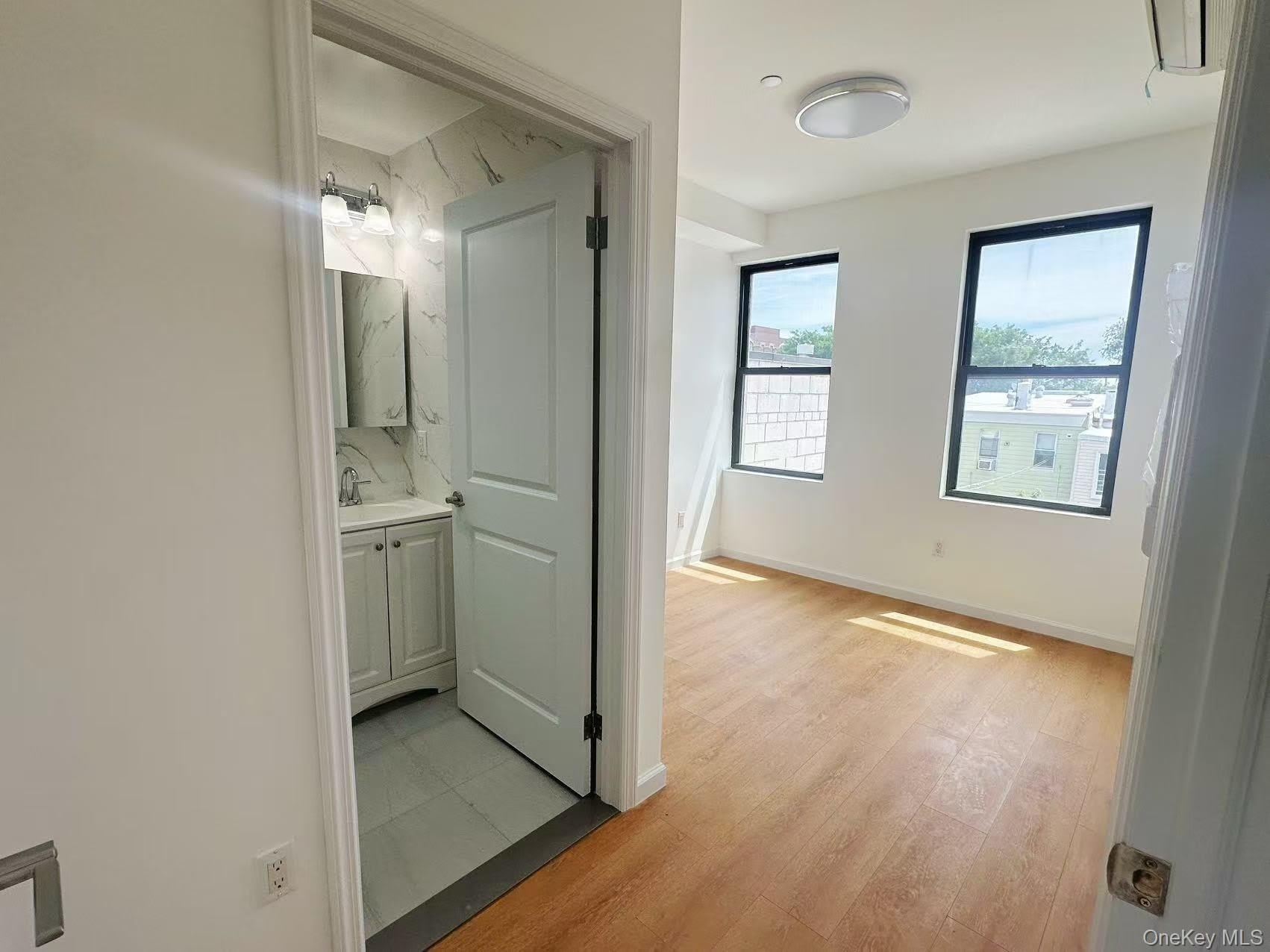 30-87 Steinway Street – photo 5
