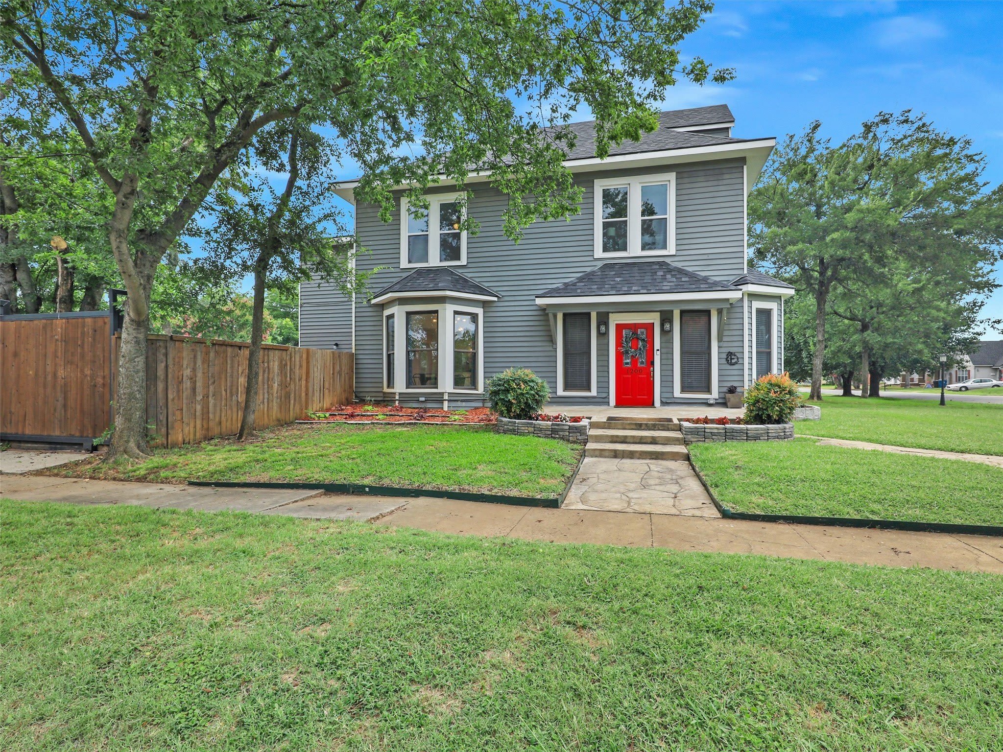 1200 W Walker Street – photo 1
