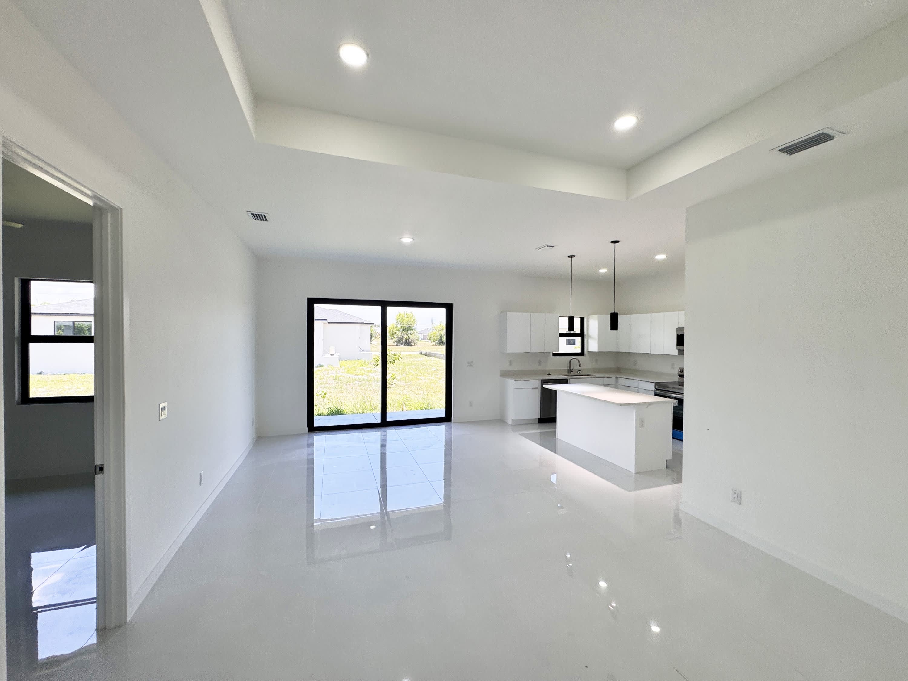 4206 Northwest 32nd – photo 3