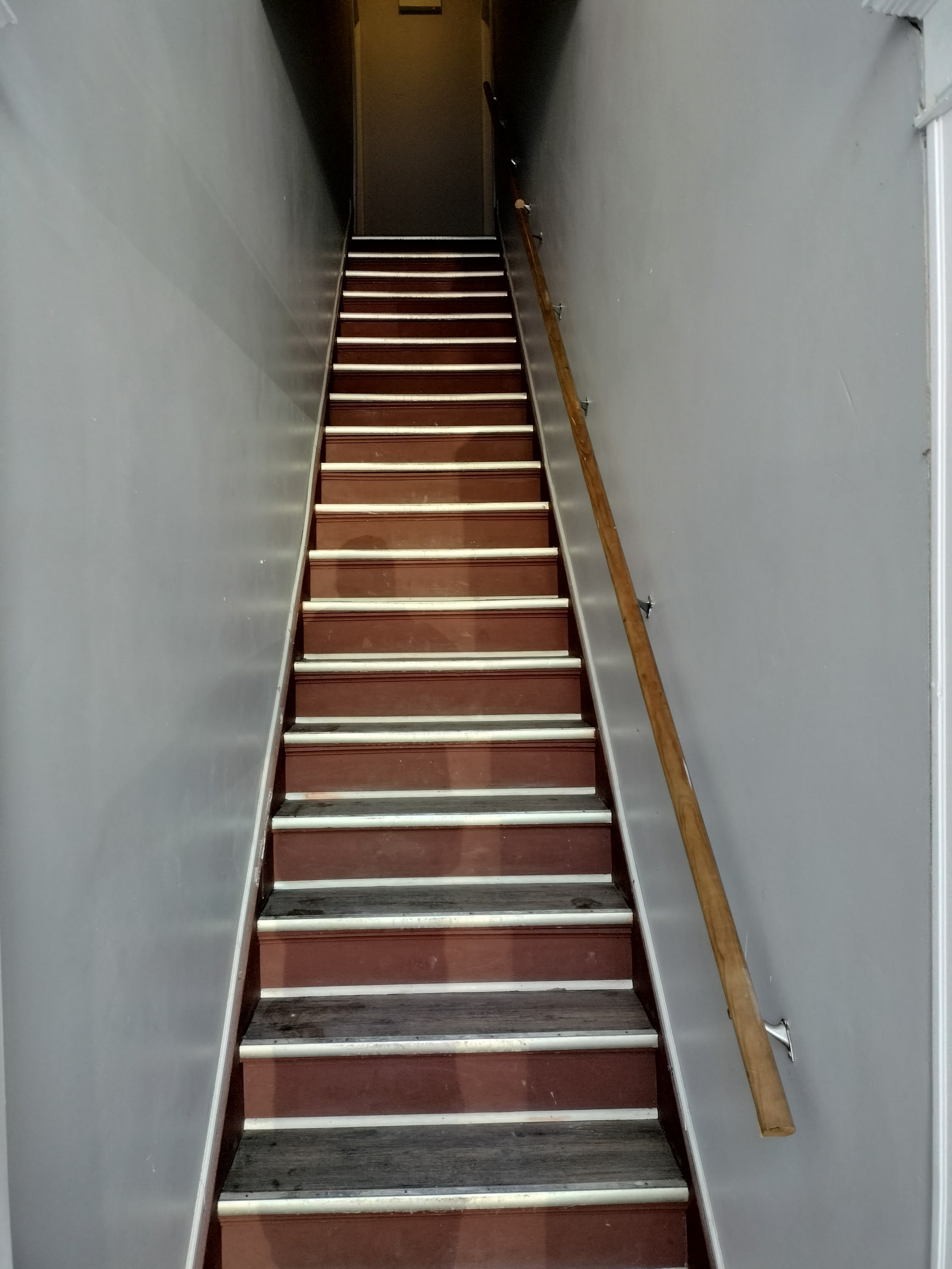 1945 West 48th Street – photo 2