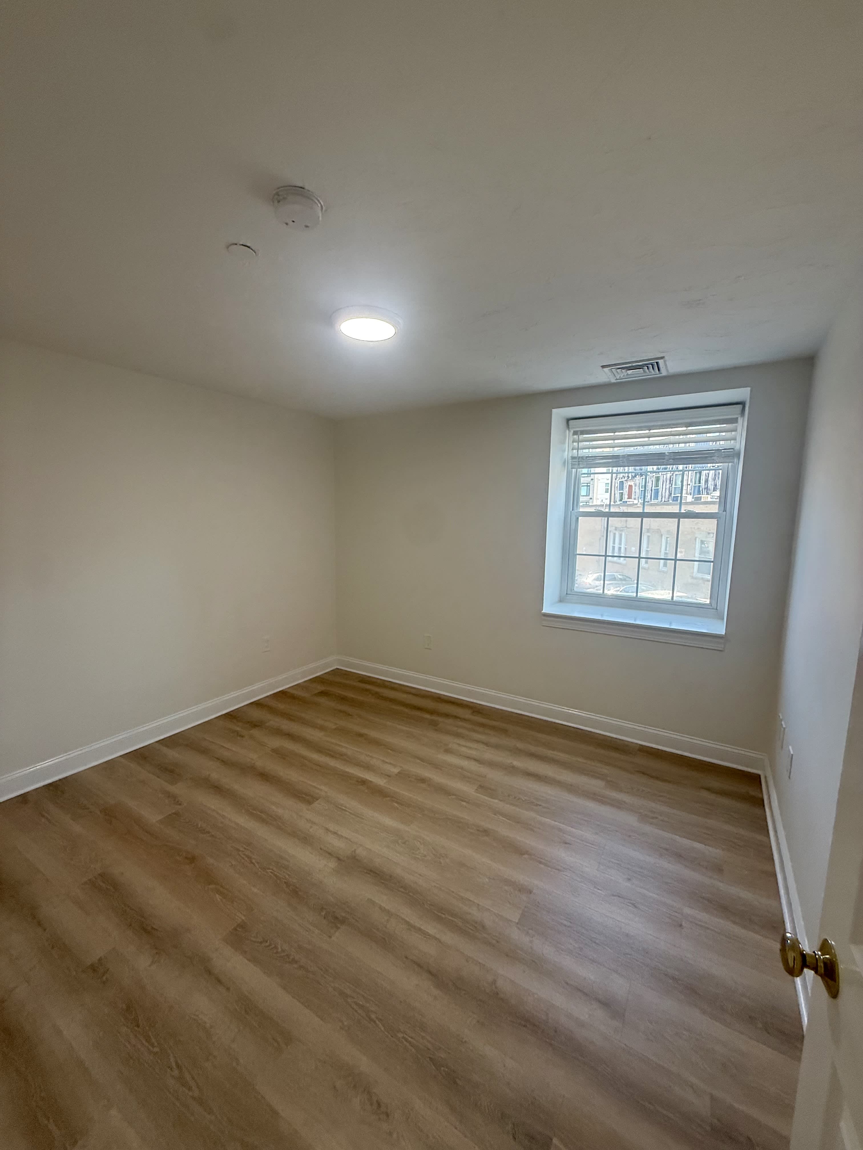 11 Front Street – photo 4