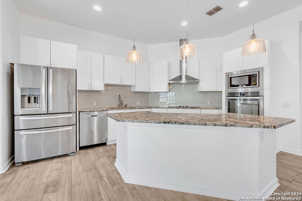1303 Summerfield – photo 5