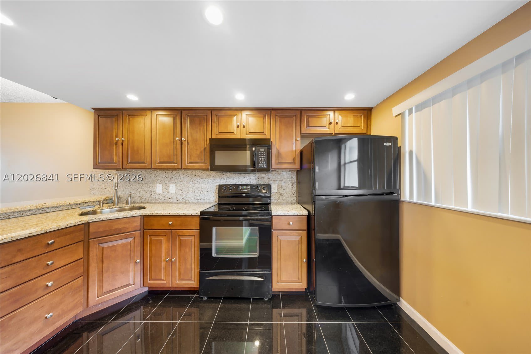 6075 N Sabal Palm Blvd – photo 1