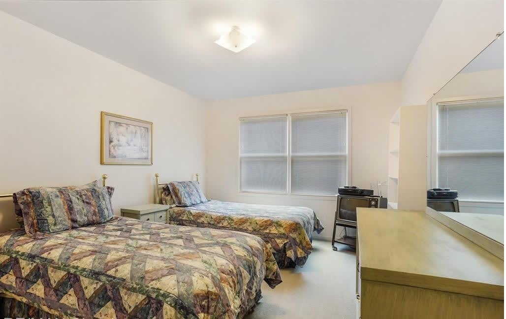 24267 Weathervane Court – photo 4