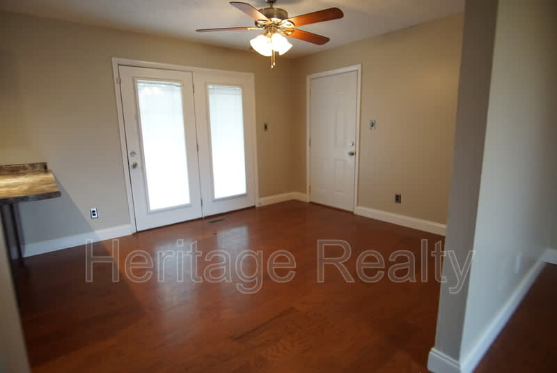 6209 Bryan Lane – photo 5