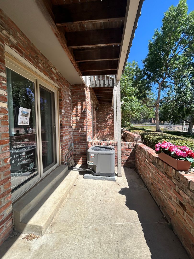Beautiful Townhome in Southeast Aurora – photo 4