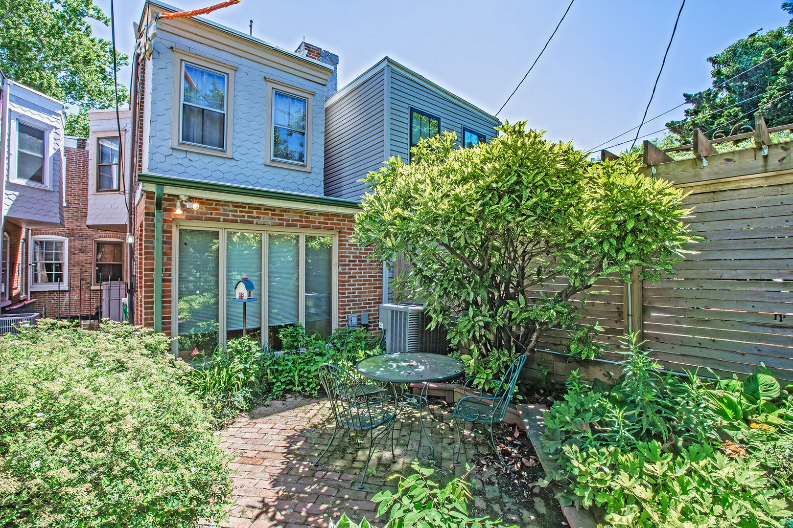 Charming And Unique 3 Bedroom 3 Bath Townhome Near Brandywine River And Zoo – photo 4