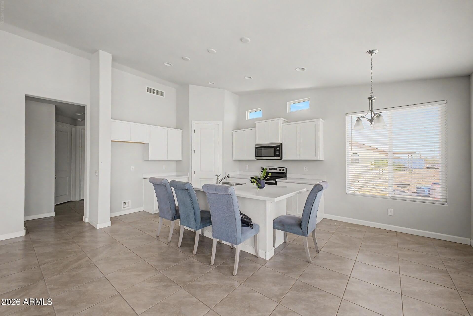 13316 S 190TH Avenue – photo 5