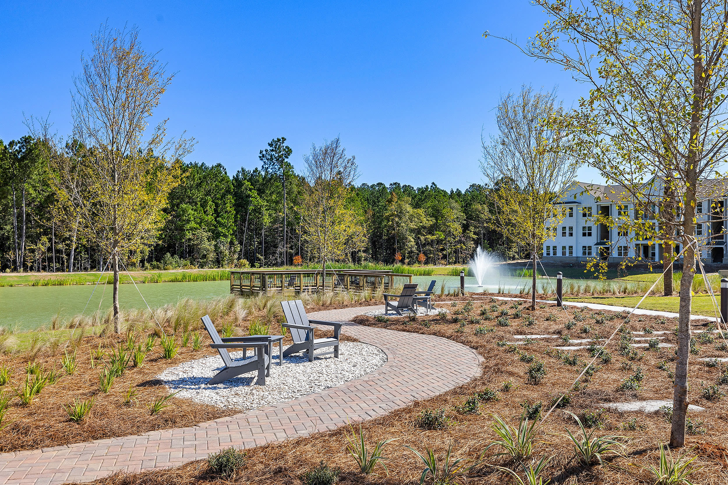 Spacious 3Br End Unit With Modern Finishes – photo 3