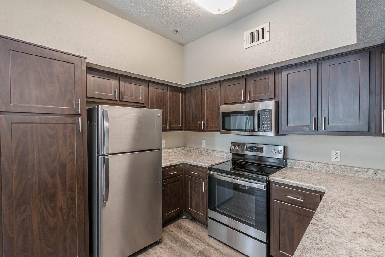 Carlyle Place – photo 1