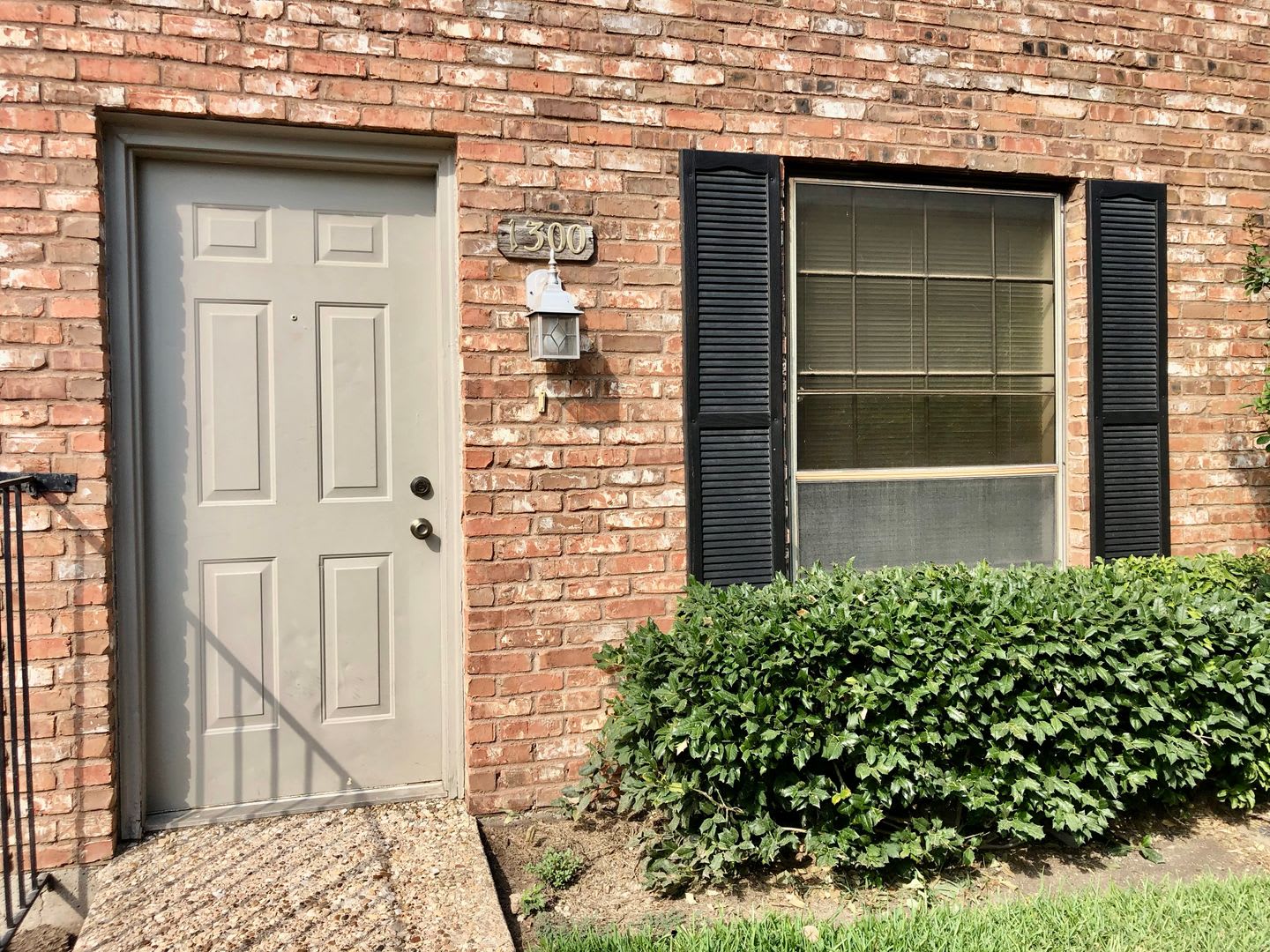 1300 Speight Ave – photo 2