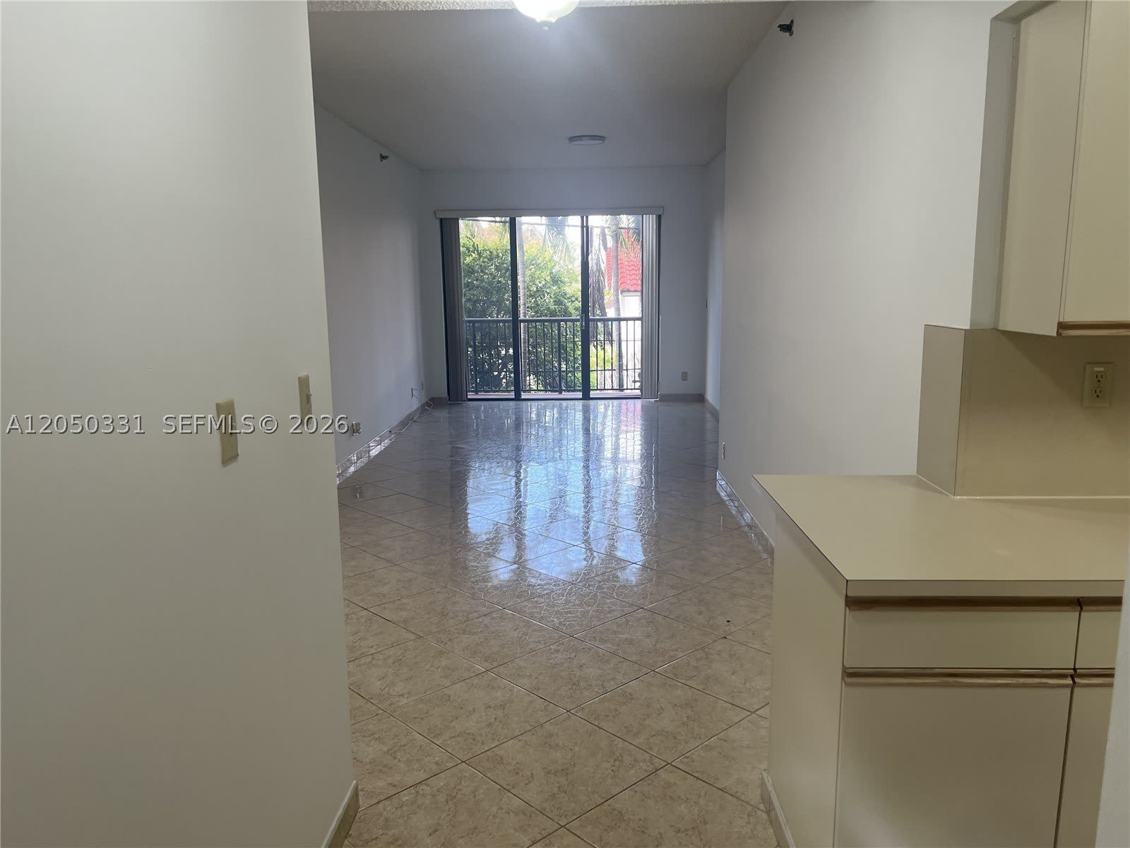 8816 Collins Ave – photo 3