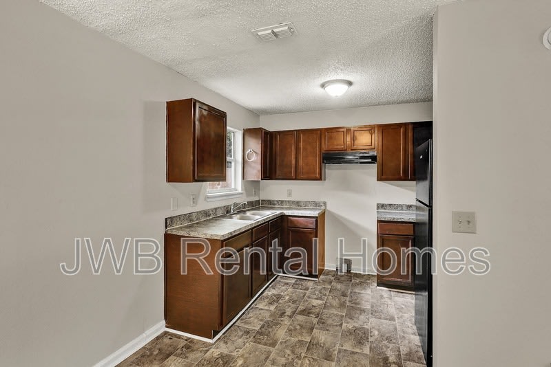 2051 Yulee St – photo 3
