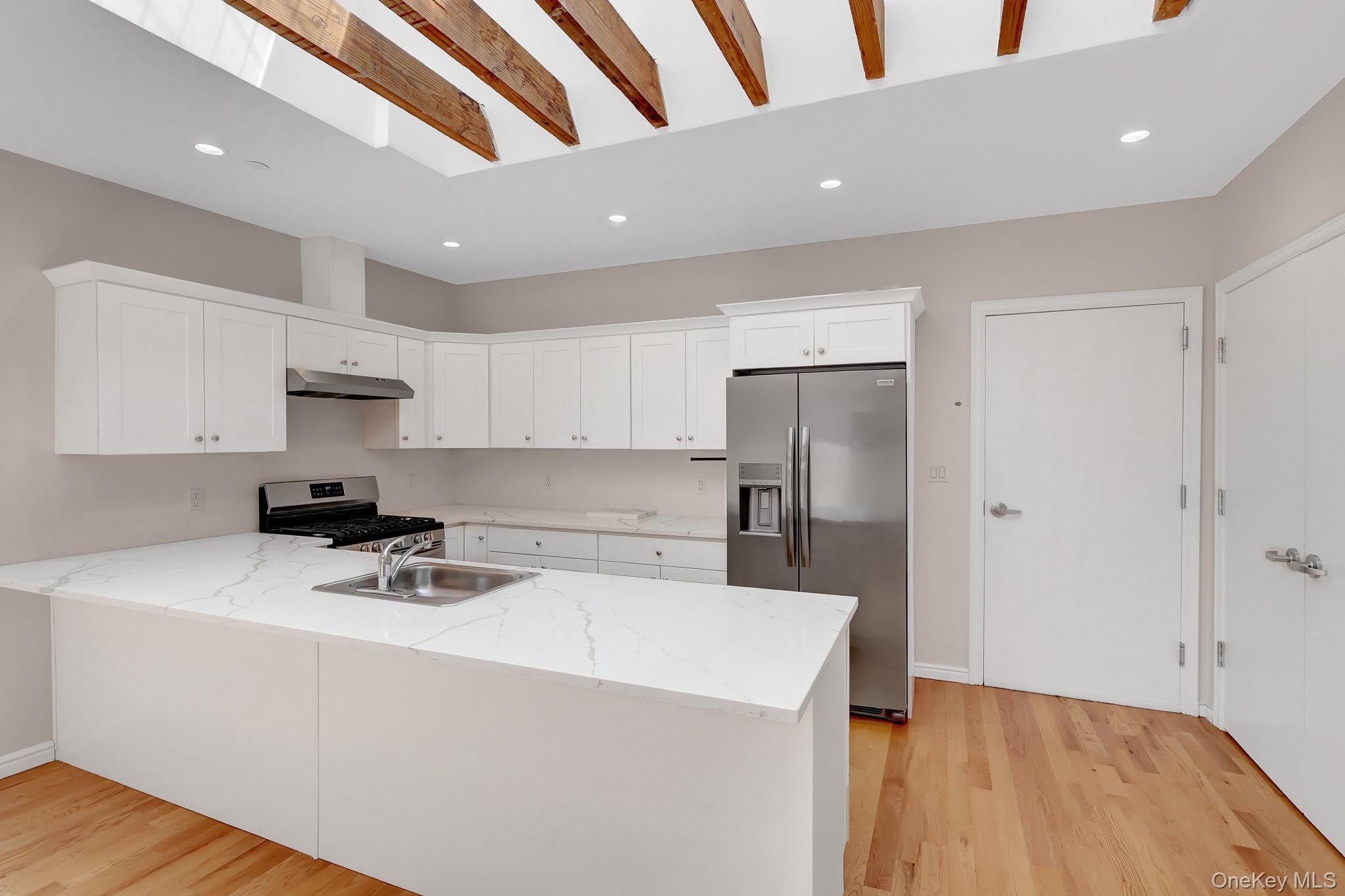 136 Rockaway Avenue – photo 5