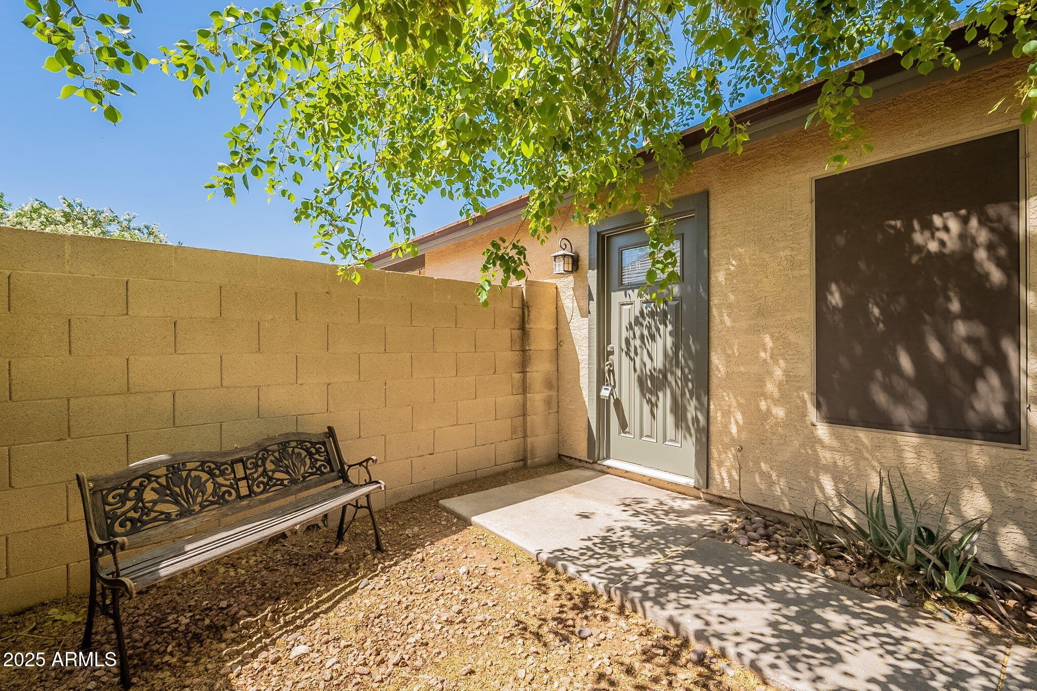491 E DEVON Drive – photo 3