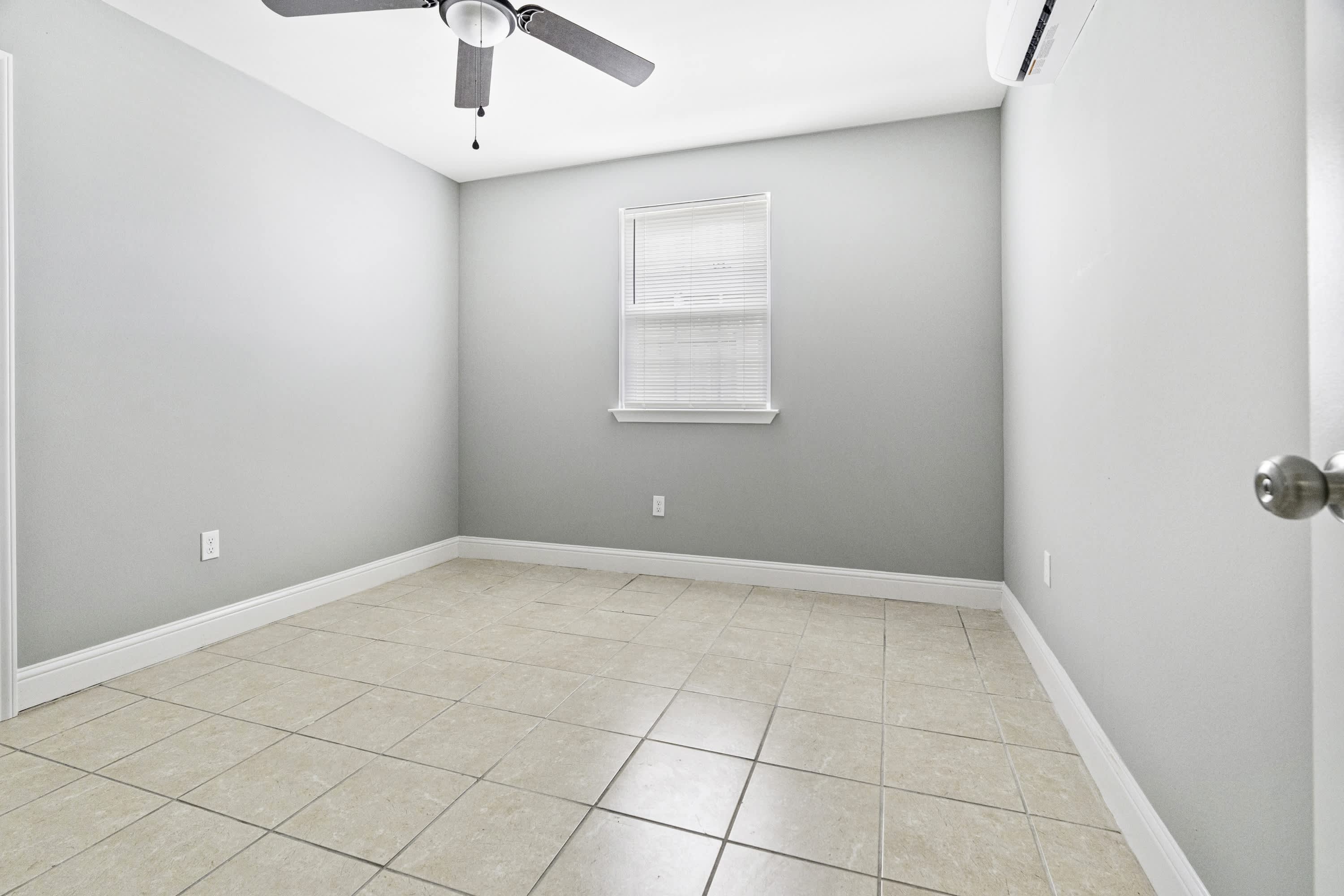 8006 Trapier Avenue – photo 5