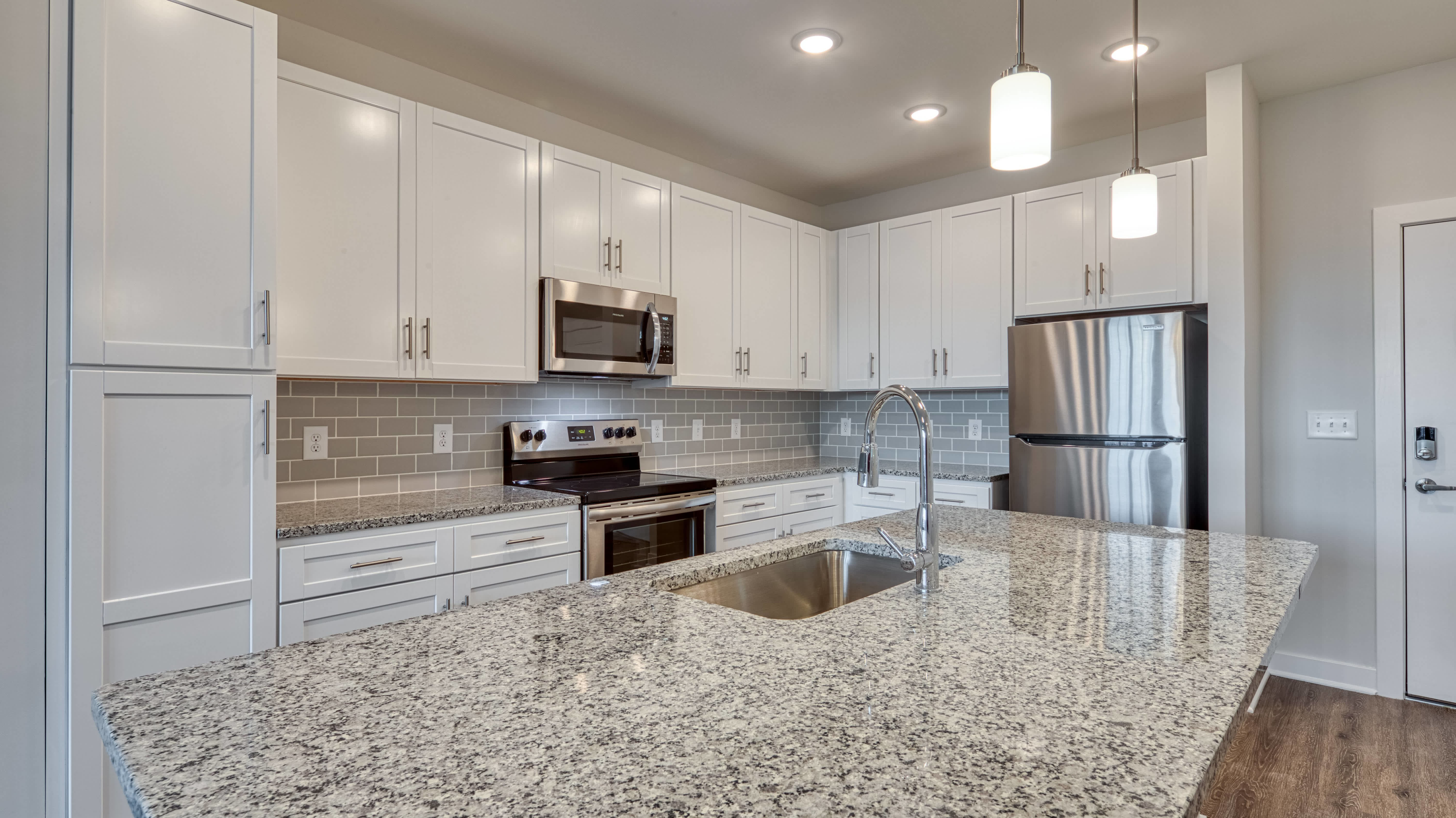 The Bella at Westchester – photo 4