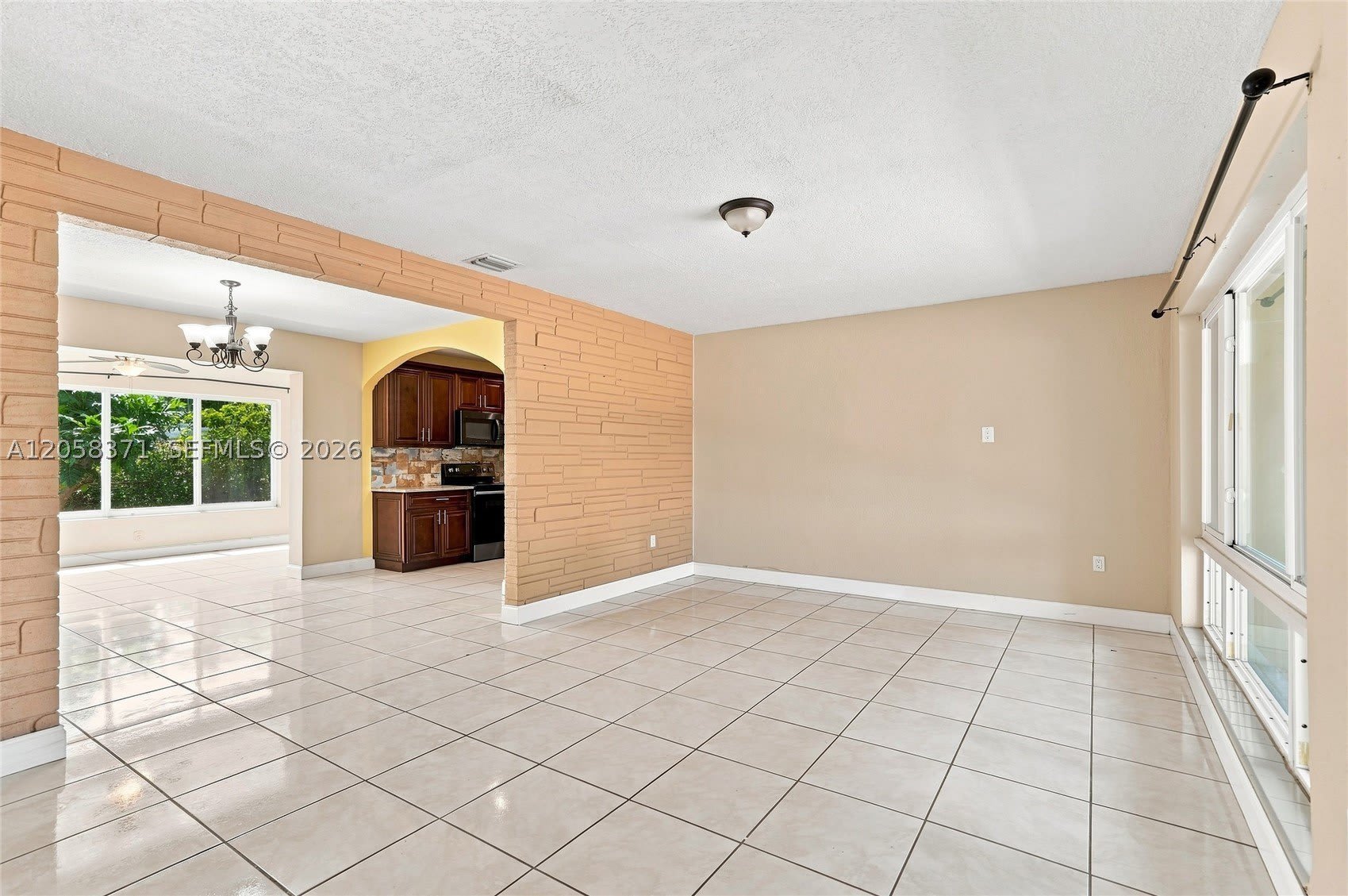 2220 De Soto Dr – photo 4