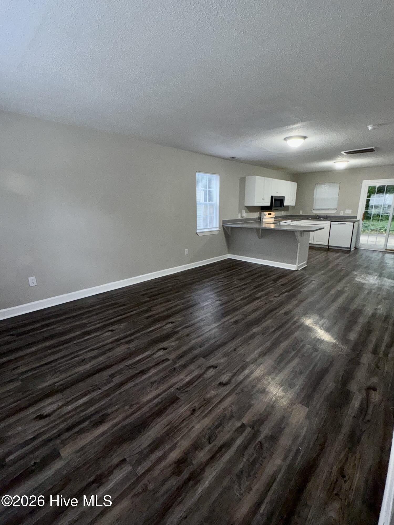 1904 E 3Rd Street – photo 4
