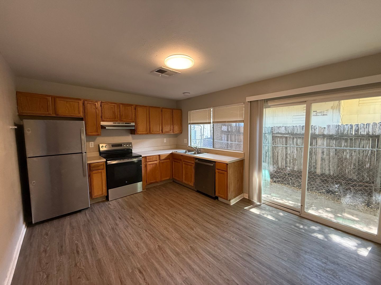 3 Bedroom Duplex – photo 2