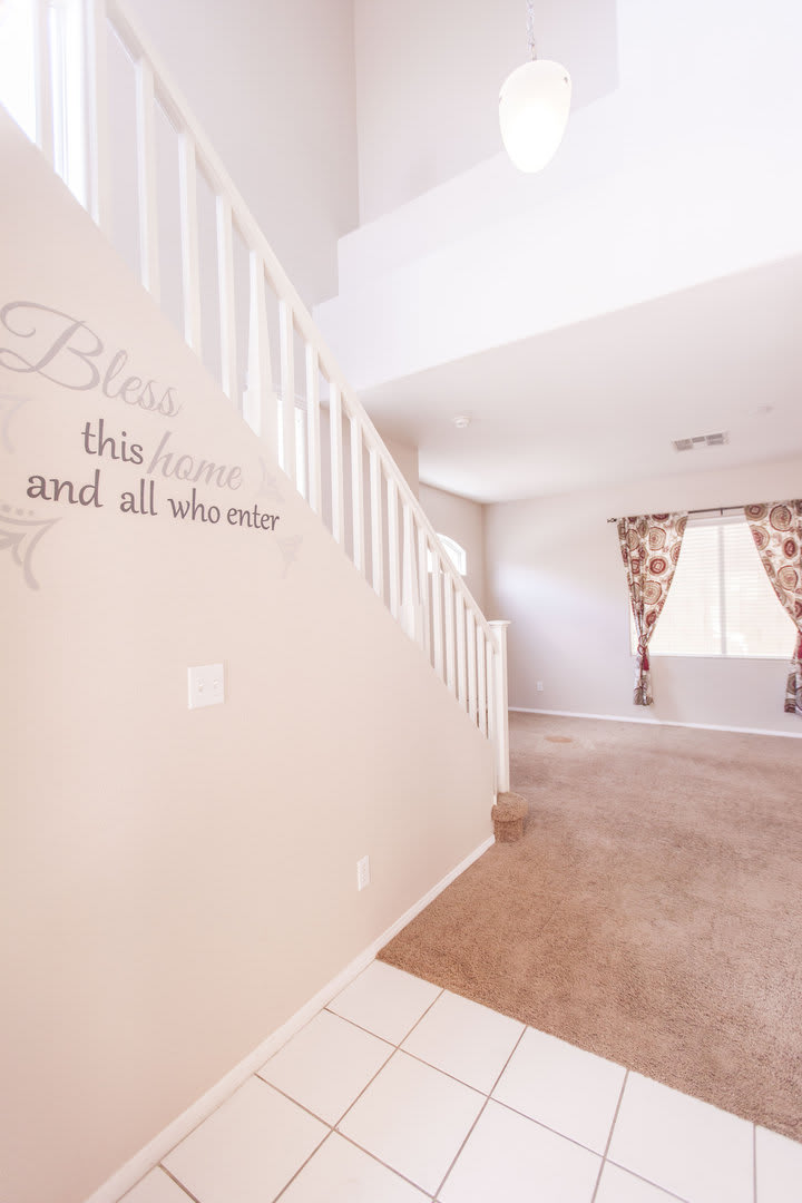 Blue Diamond & Decatur Gated community – photo 3