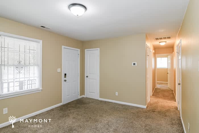 624 Robert E Lee Parkway – photo 4