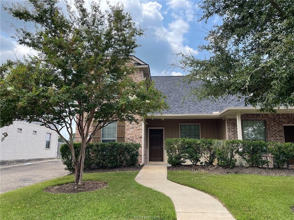 3838 Oldenburg Lane – photo 1