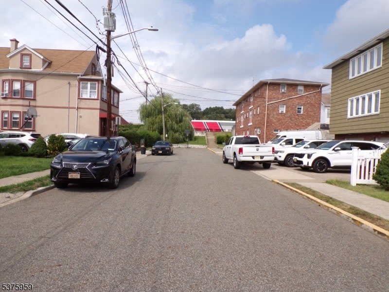 22 John St – photo 4
