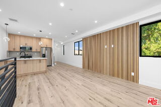 14523 1/2 Weddington Street – photo 2