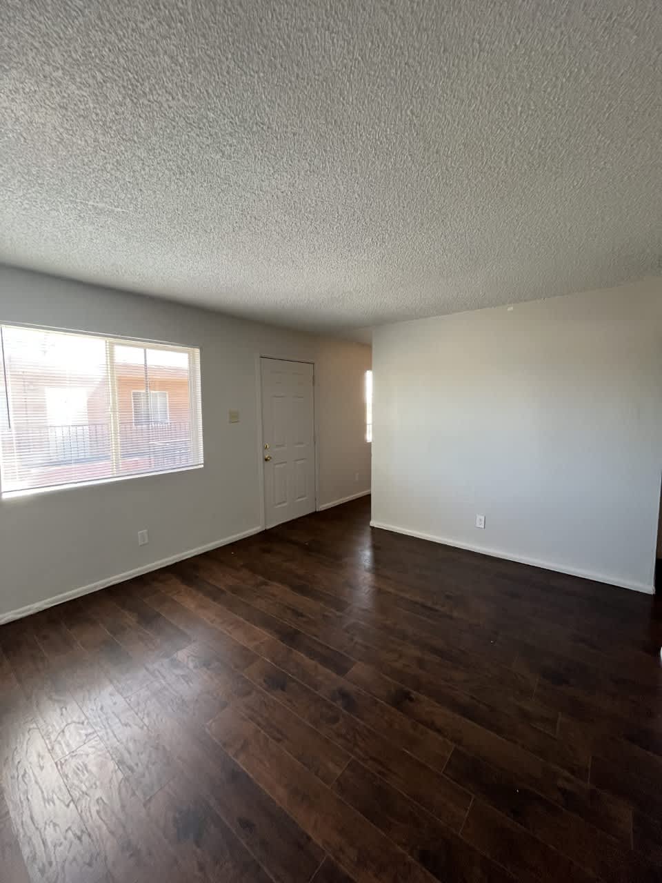 324 Vermont Street Northeast – photo 3