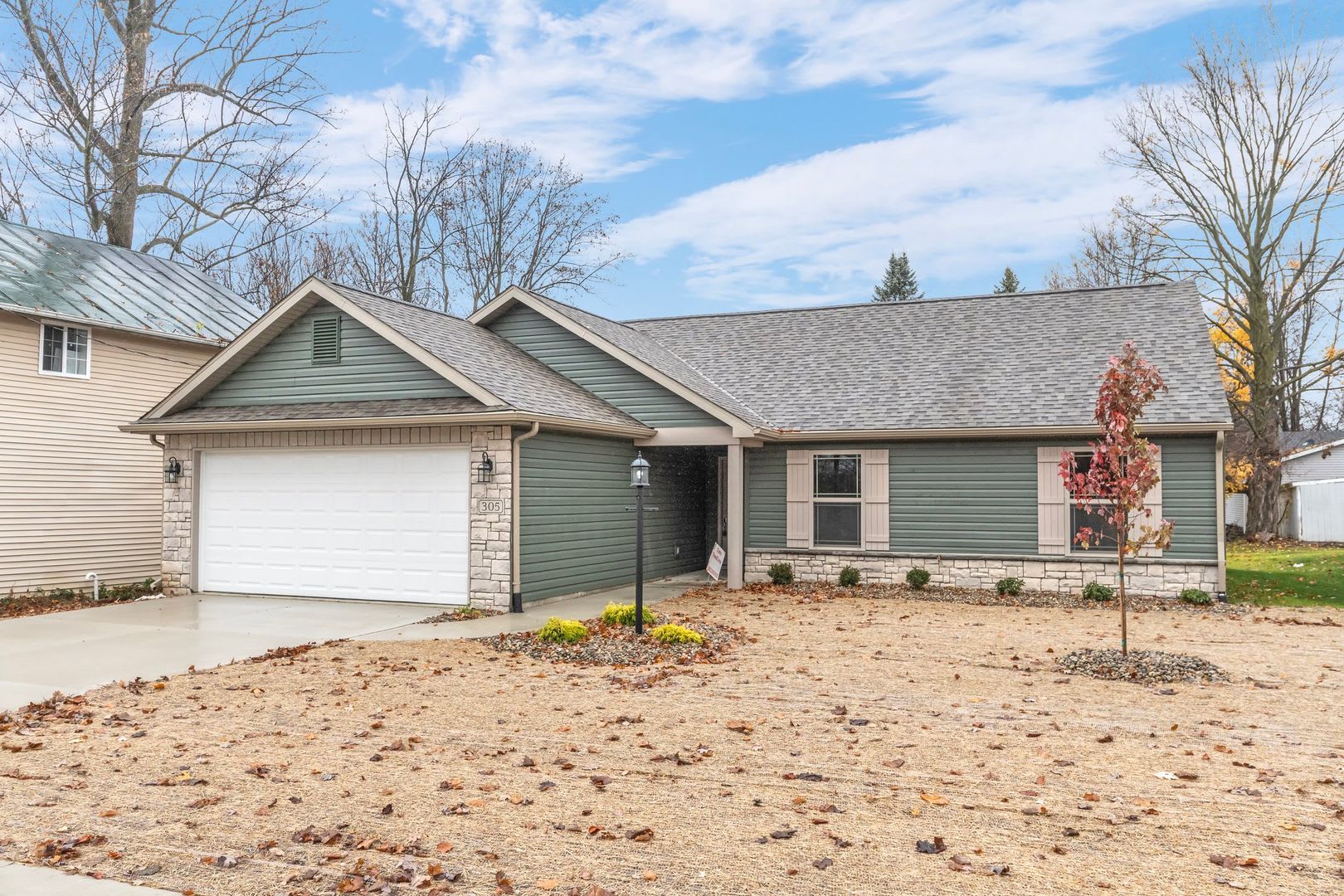 New Build w/ Attached Garage and Tons of Space – photo 2
