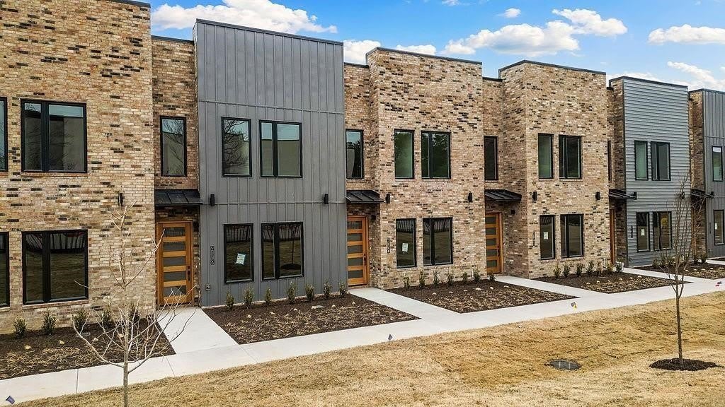4120 W Olive Street – photo 2