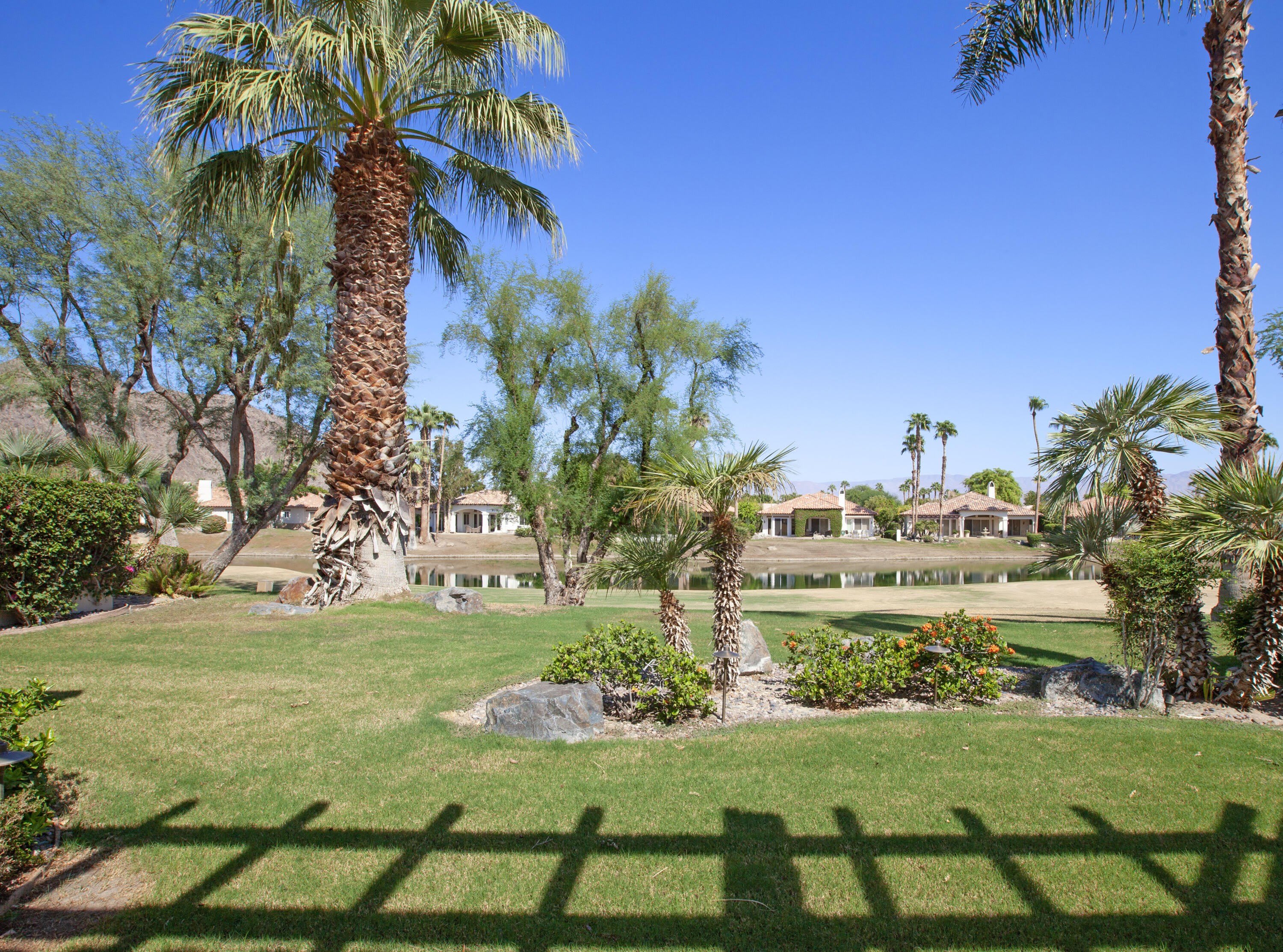 48200 Via Solana – photo 3