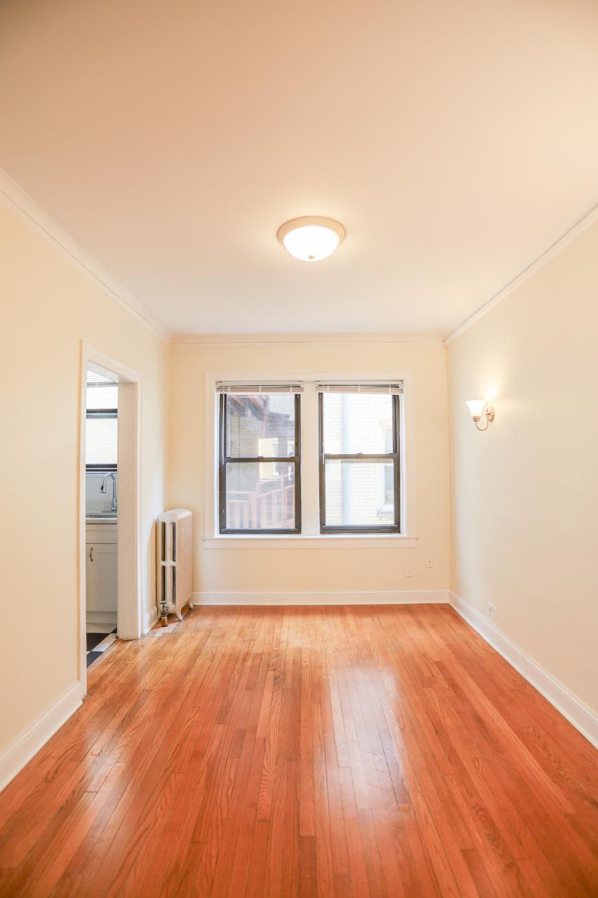 2408 W Lunt – photo 4