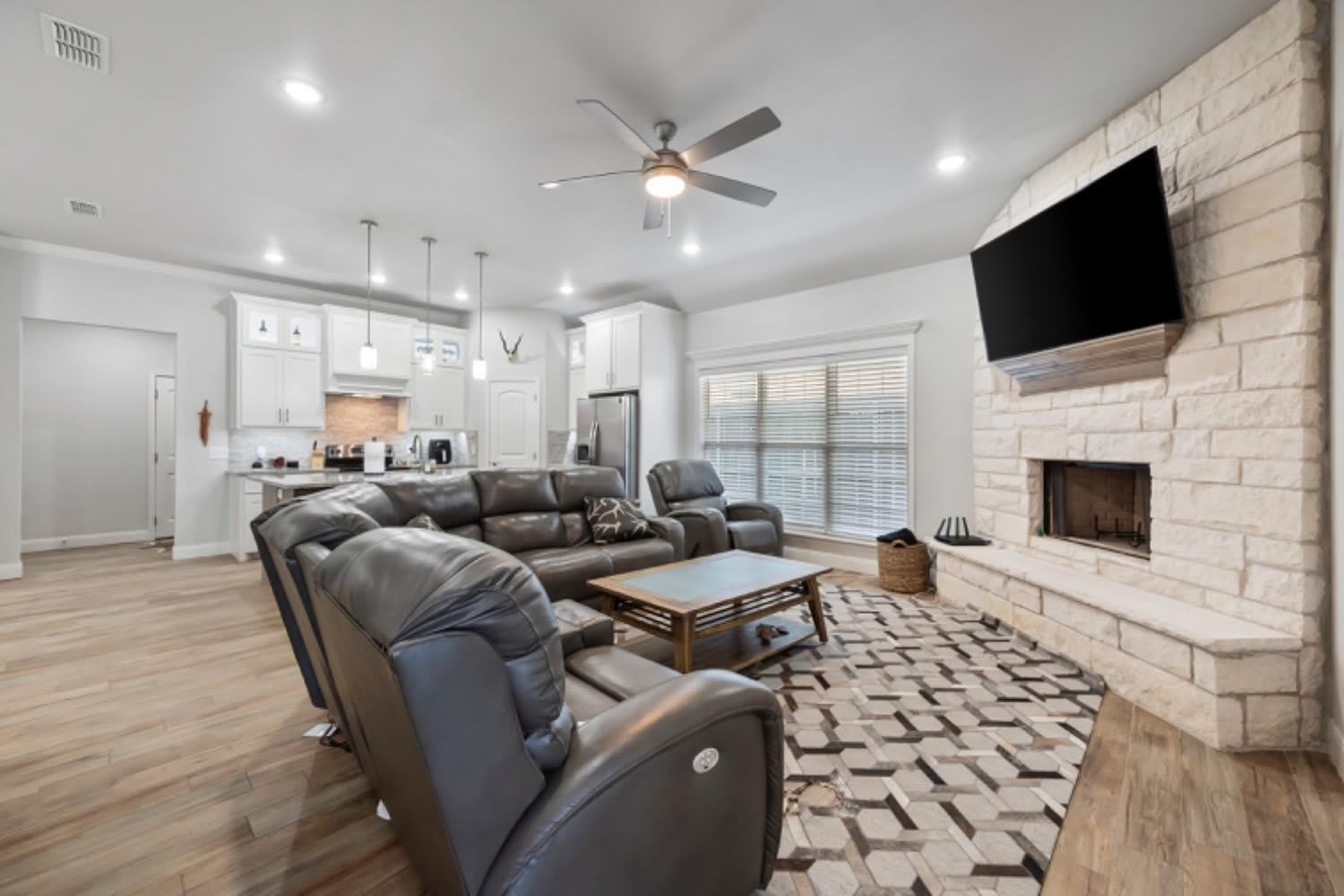 7820 55th Street – photo 4