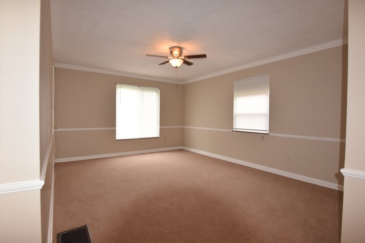155 S. Quentin Road Apt C – photo 1