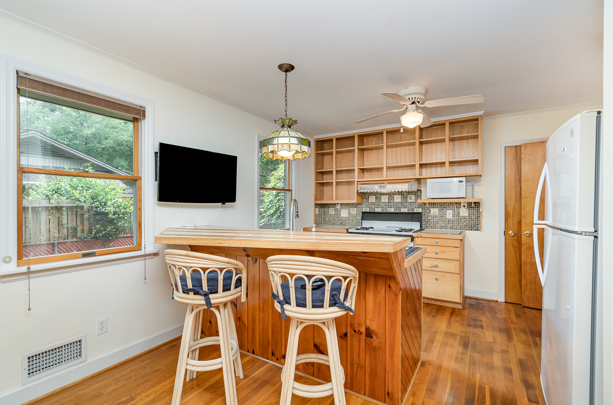 4344 University Drive – photo 5