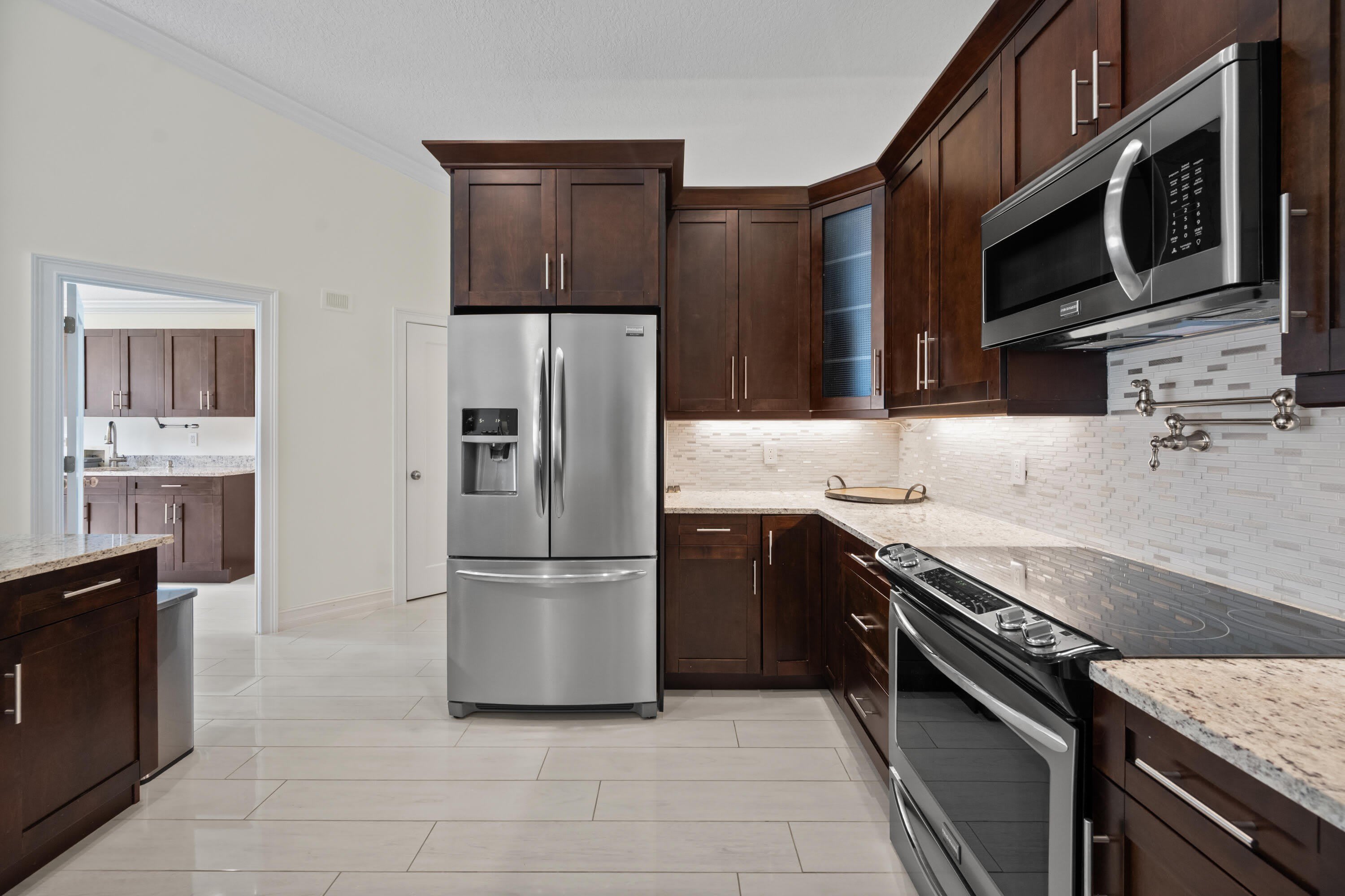 13741 Sheffield Street – photo 5