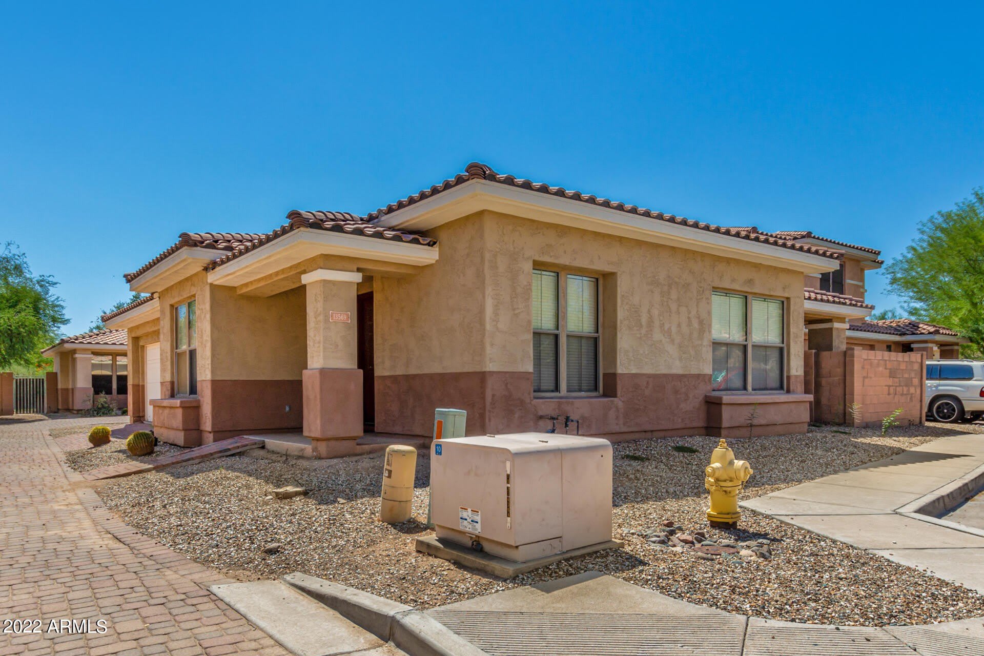 13569 W CYPRESS Street – photo 4