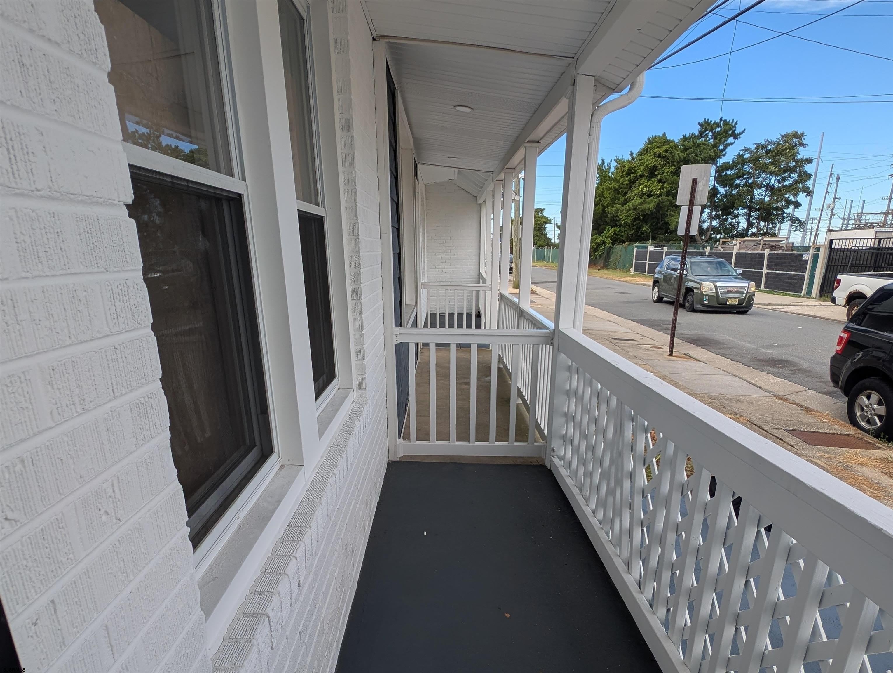 2004 Mckinley Ave – photo 3