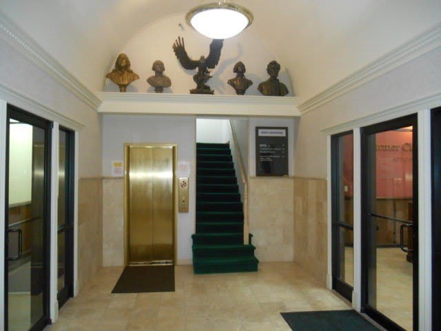 101 N KANAWHA STREET – photo 3