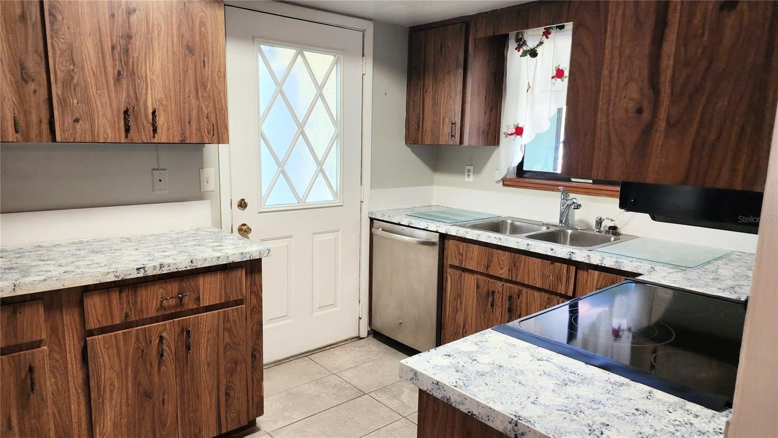 10405 SW 99TH Avenue – photo 5