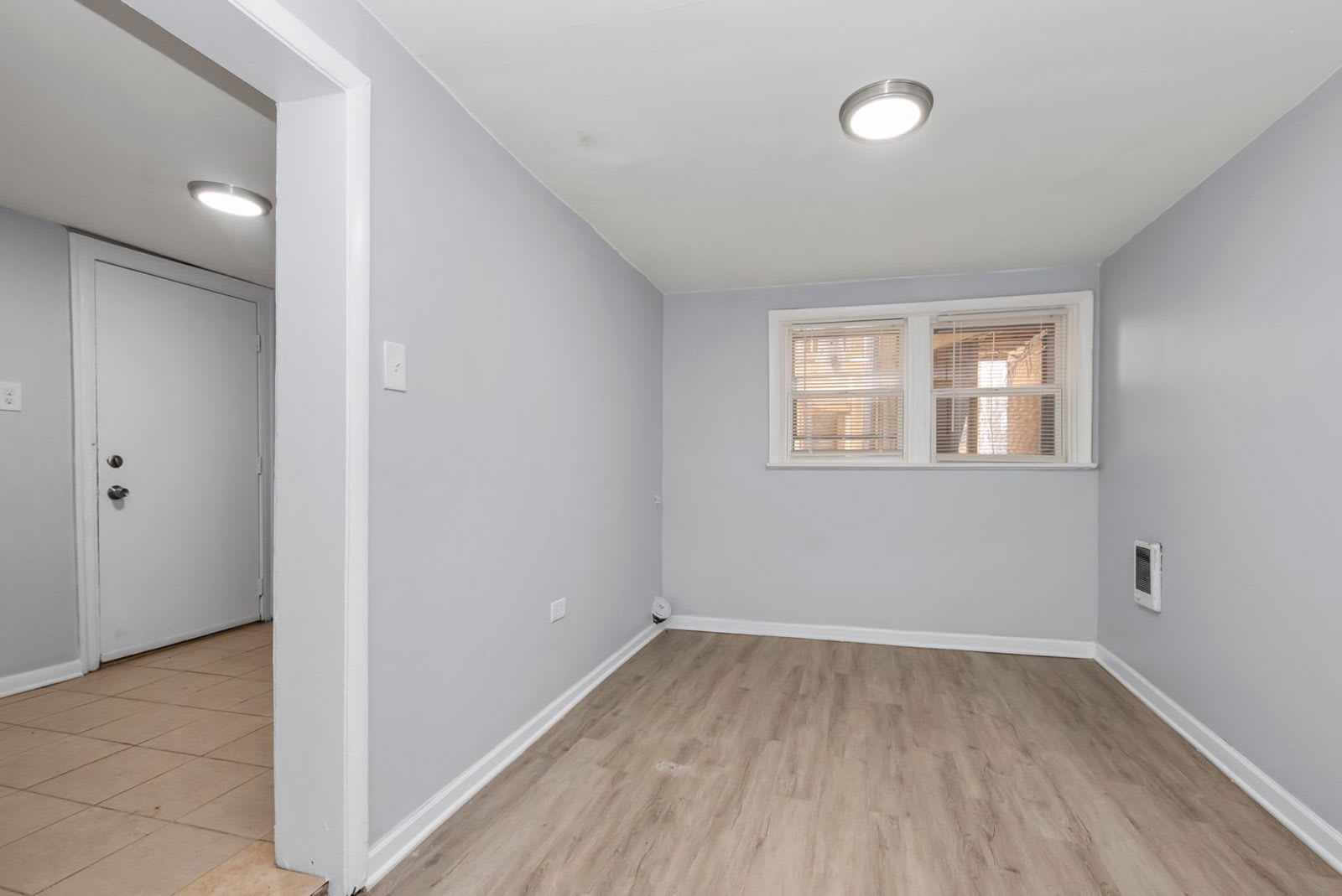 8007 South Eberhart Avenue – photo 5