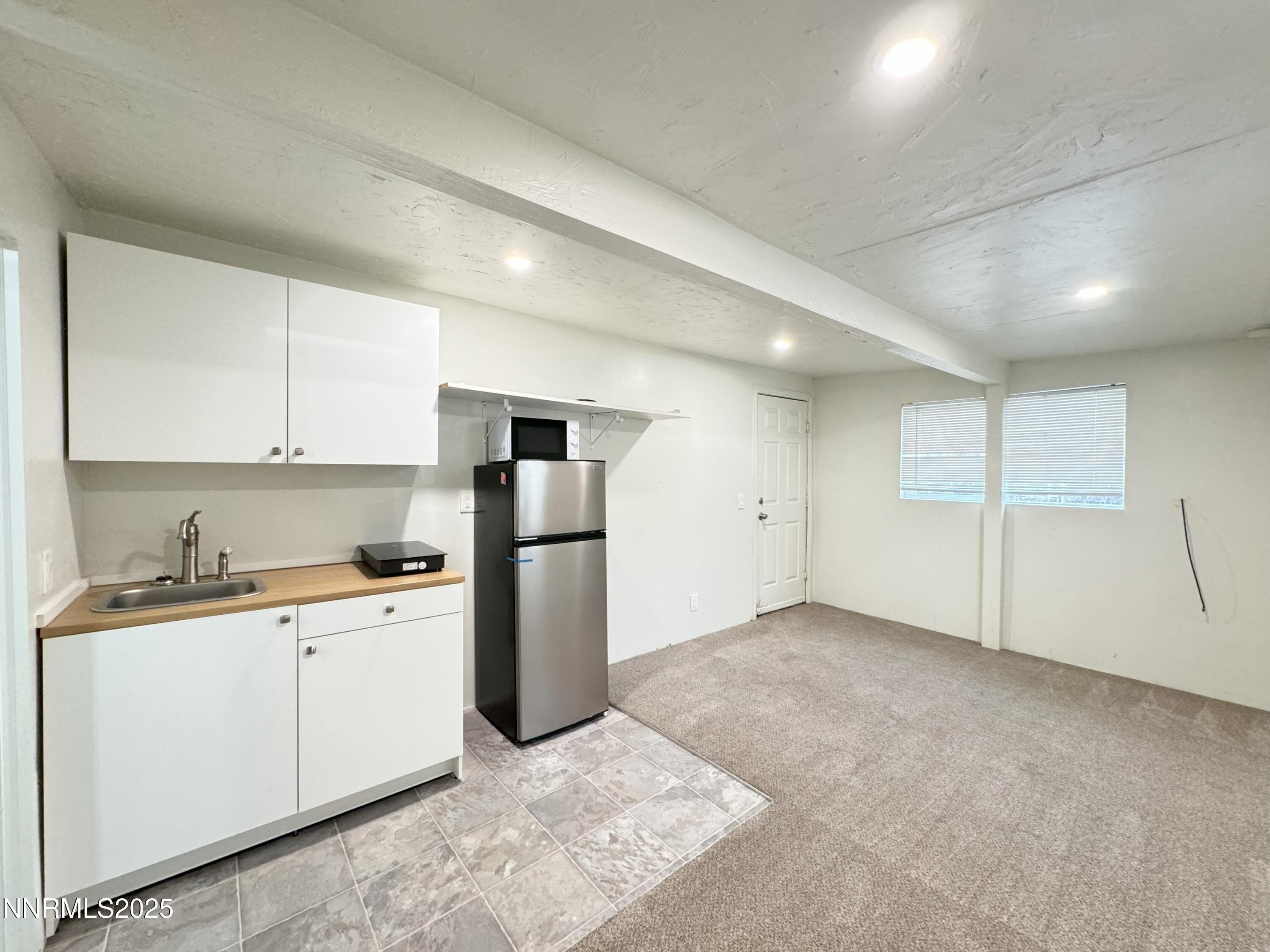 2065 1/2 Whitfield Way – photo 2