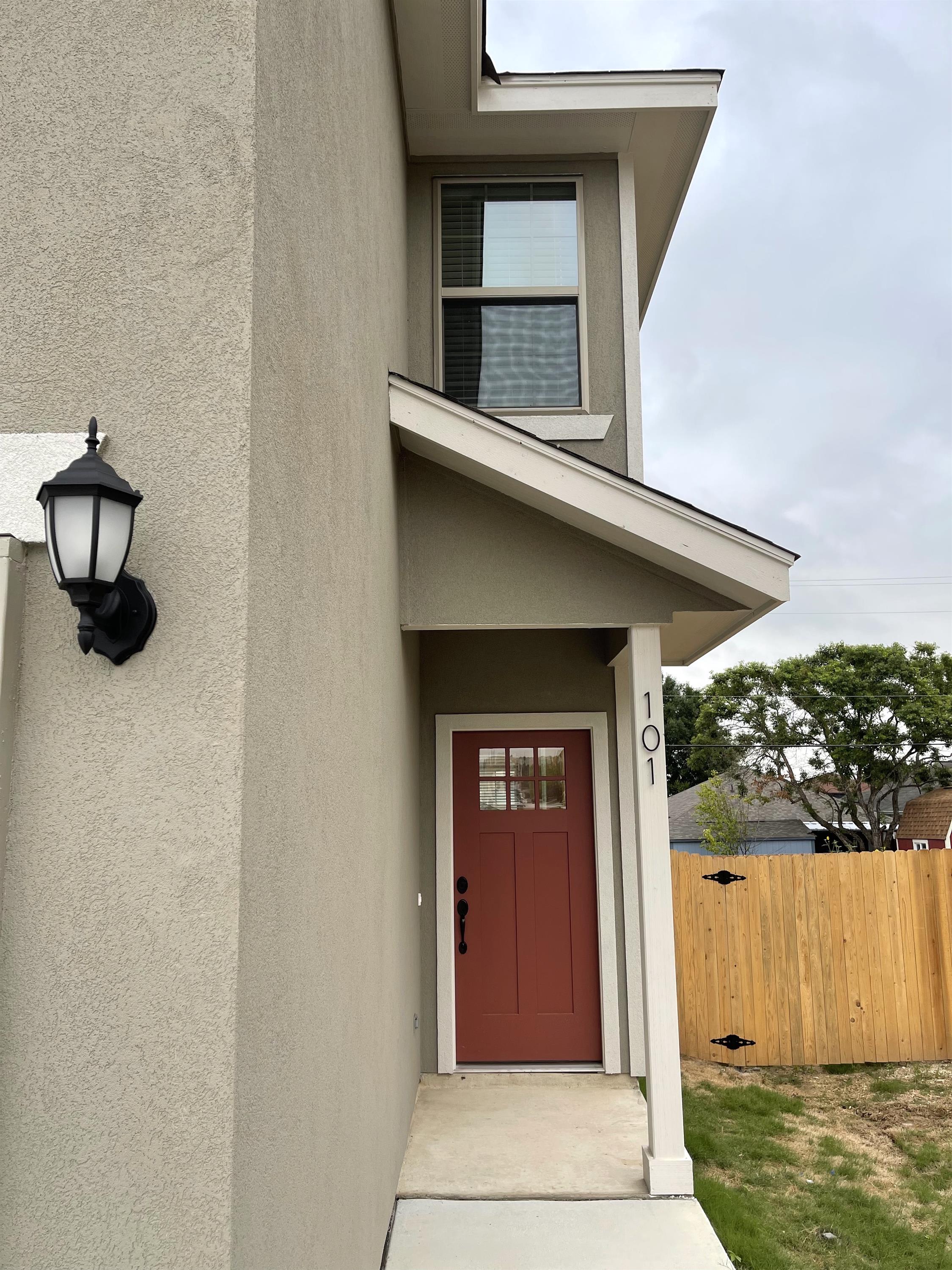 2222 Sandlewood Cove – photo 3