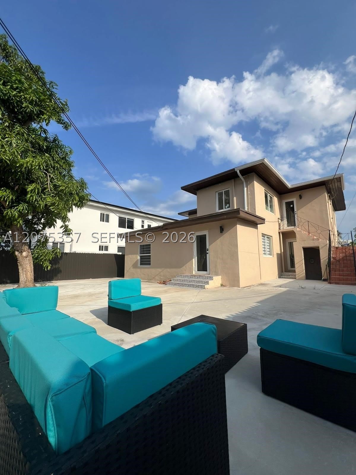 945 79th Ter – photo 3