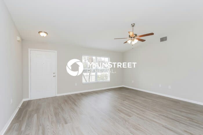 1762 South Chamberlain Boulevard – photo 3