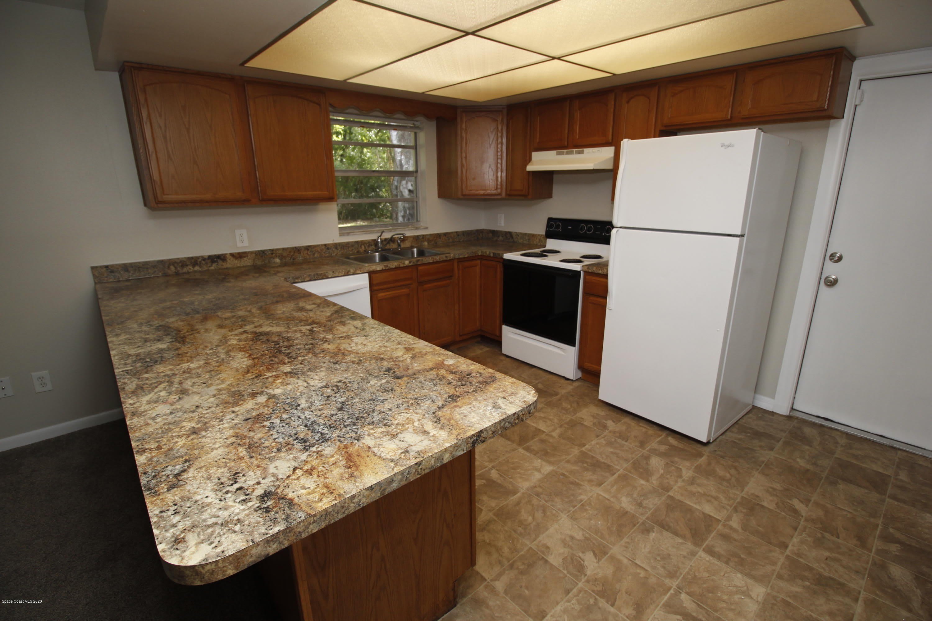2195 Corey Road – photo 4