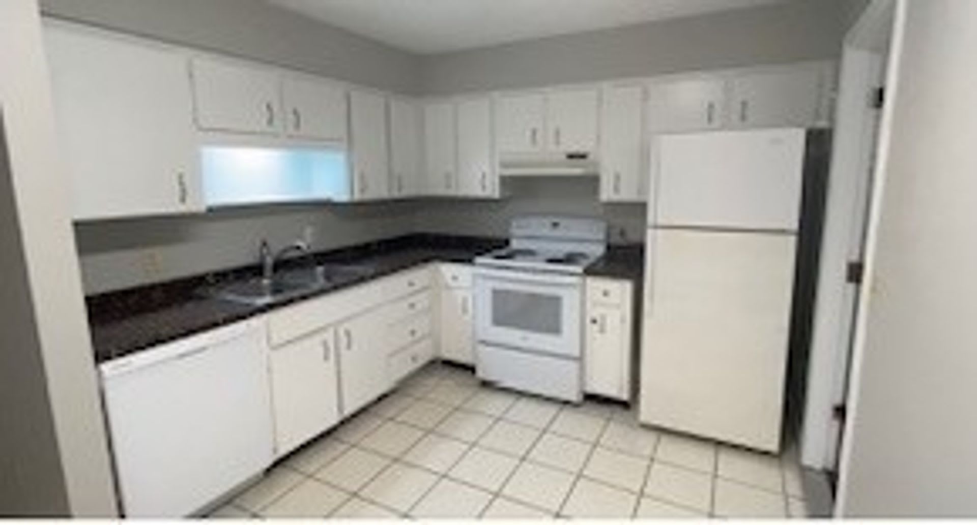 3 Bedroom 2 Bath Duplex in Winter Park For RENT! – photo 4