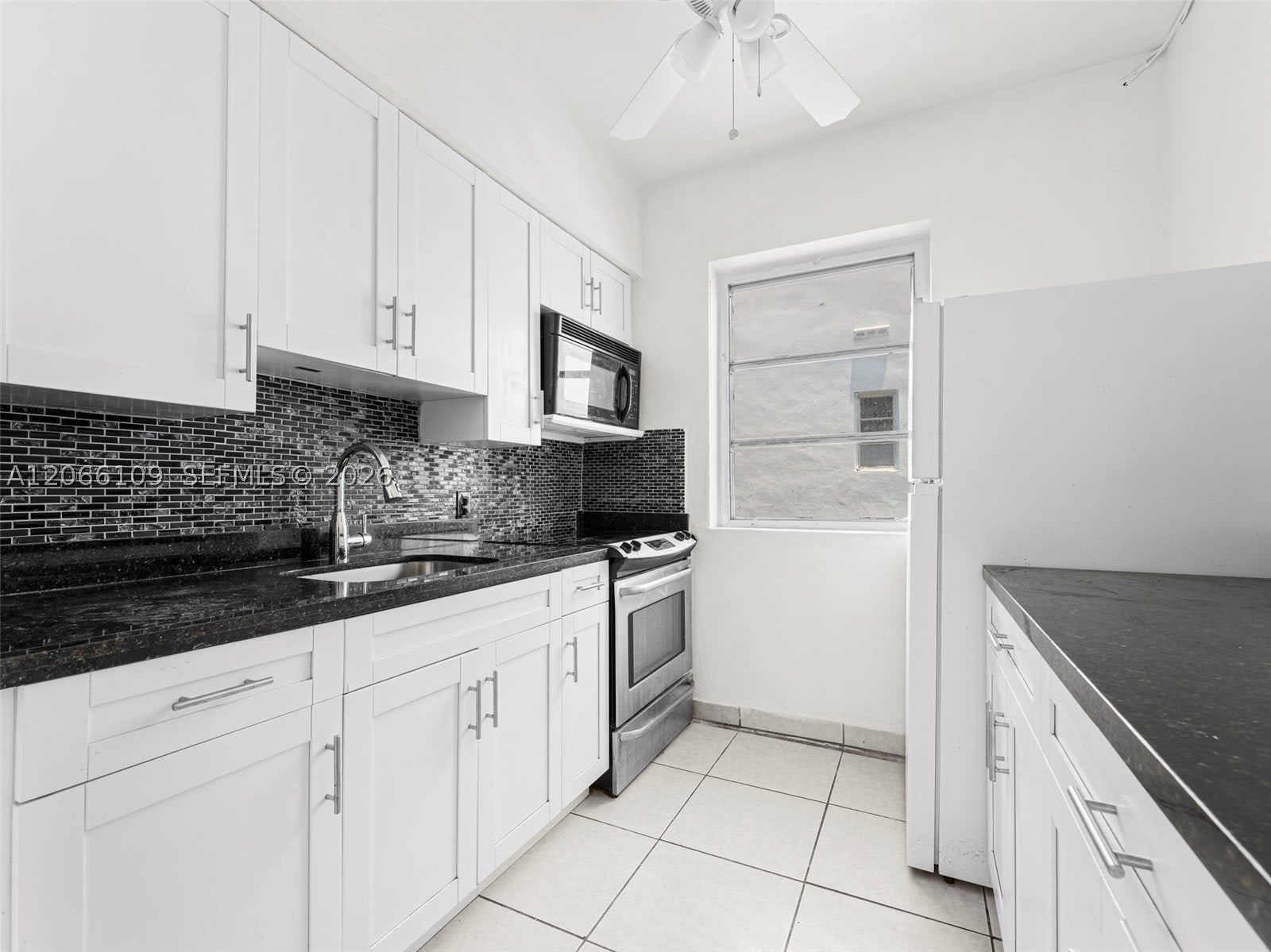 821 Jefferson Ave – photo 5